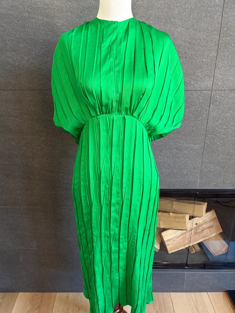 Zara RARE Infamous Green Dress Size Medium - Picture 4 of 16